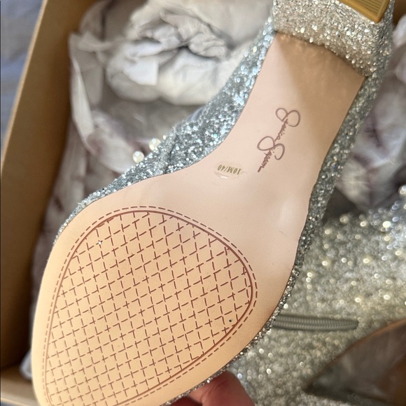 Jessica Simpson Sparkling Silver Heeled Boots - Picture 8 of 8